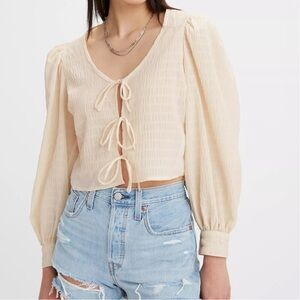 NWOT Levi’s Fawn Tie Blouse